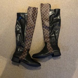 Over the knee no name vinyl boots. Never worn